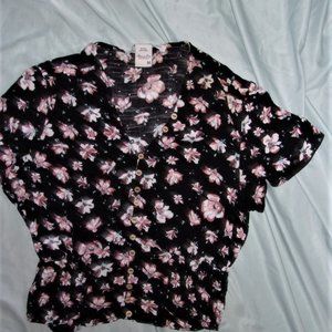 boho size medium womens shirt crop top festival tee black floral